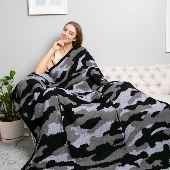P/S 2 in 1 Blanket/Pillow! Camouflage Pattern Luxury Soft Throw Blanket & Pillow - Picture 5 of 13